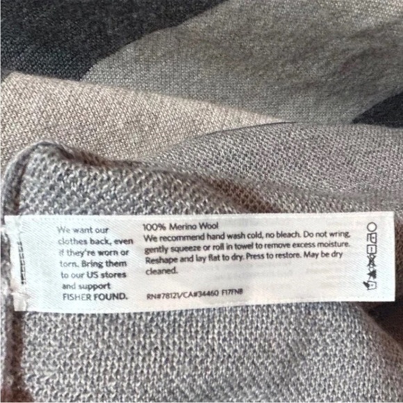 Eileen‎ Fisher 100% Merino Wool Poncho Cardigan Grey Colorblock Shaw Shrug Wrap - Picture 6 of 7